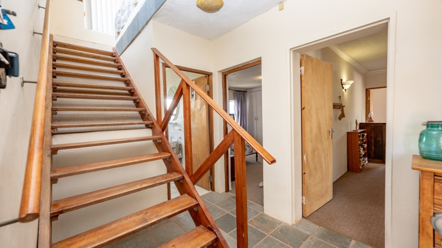 3 Bedroom Property for Sale in Struisbaai Western Cape